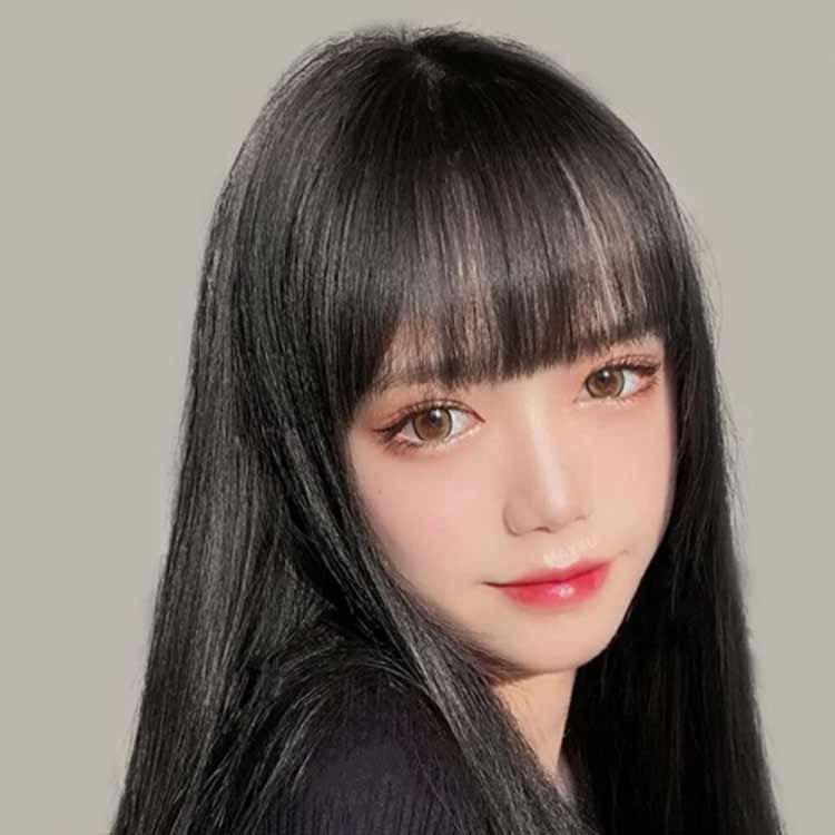 ブラック