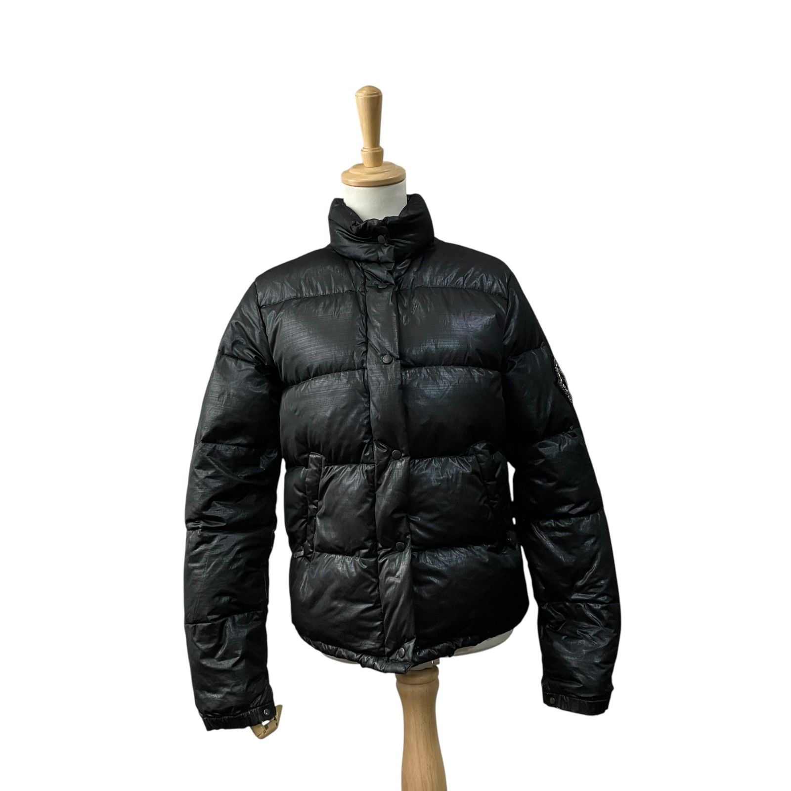 【美品】モンクレール　ブラックワッペン　ダウンジャケット モンクレール】 ブラックワッペン ダウンジャケット グレー サイズ0