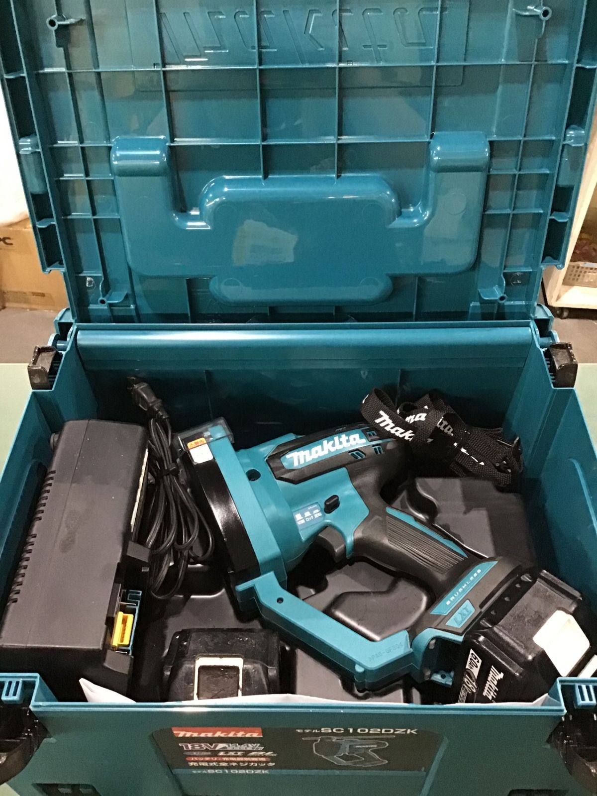 マキタ(makita) コードレス全ネジカッター SC102DRGX【川口店】