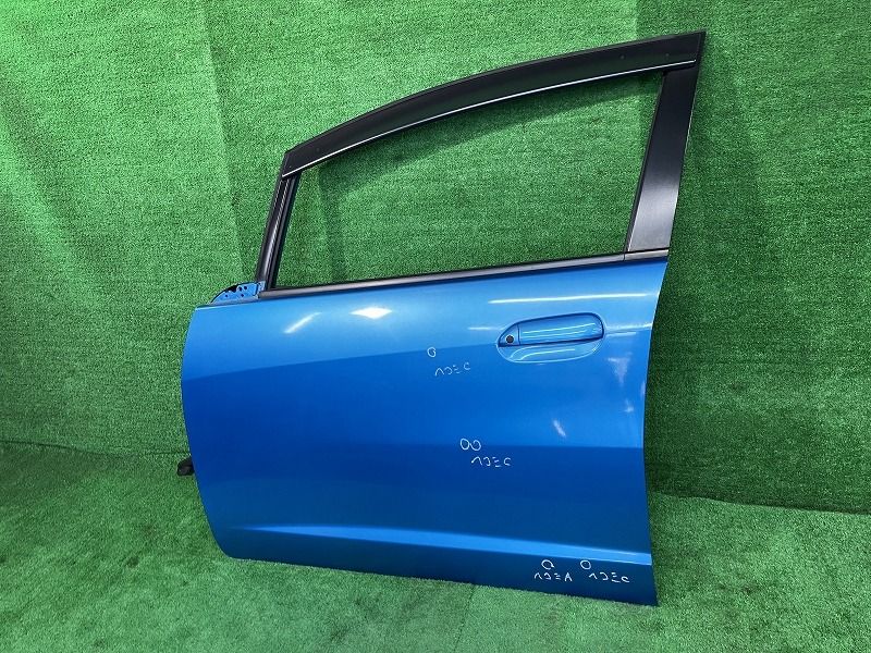 フィット GE7 左フロントドア G スマートセレクション 4WD アサヒ M2H3 67050-TF0-G00ZZ BG53M