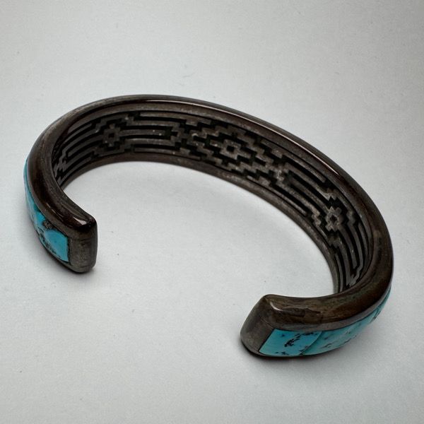 Navajo:ナバホ族 Donovan Cadman作 3連ターコイズ バングル Navajo:ナバホ族 Donovan Cadman作 3連ターコイズ バングル