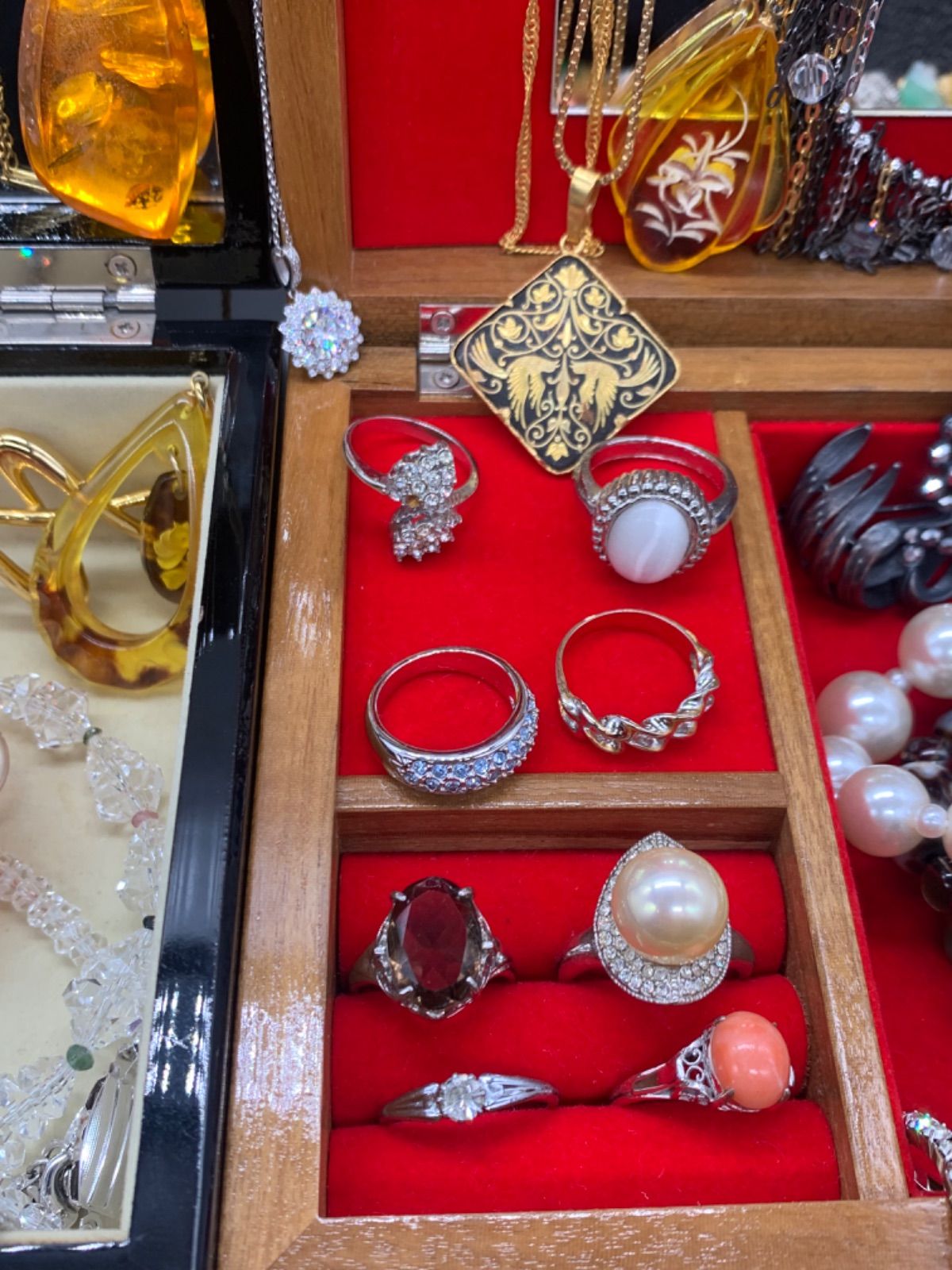 アクセサリーセット（ネックレス、イヤリング、ブローチ、リング）　遺品整理 遺品整理 ヴィンテージジュエリーセット ネックレス