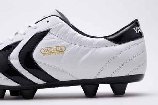 サッカースパイク 21SS