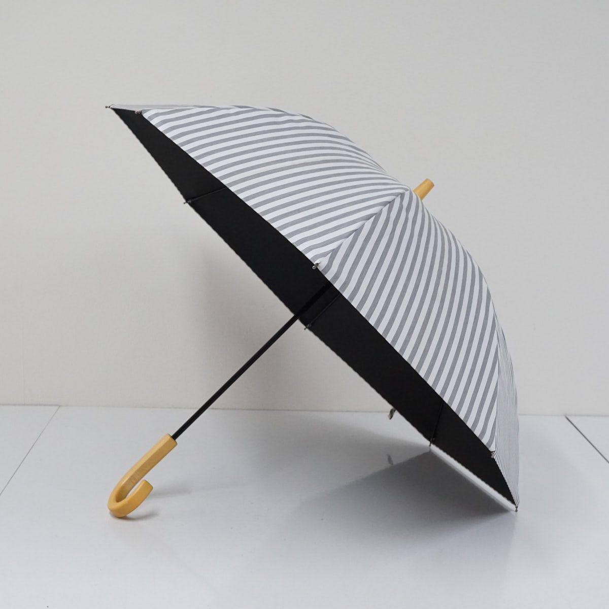 日傘 サンバリア100 完全遮光 USED美品 Sサイズ ストライプ