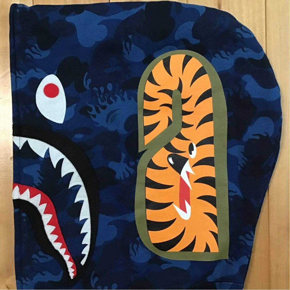 ☆ムック限定☆ ファイヤーカモ シャーク パーカー Mサイズ shark full zip hoodie a bathing ape BAPE fire  camo 迷彩 エイプ ベイプ - メルカリ