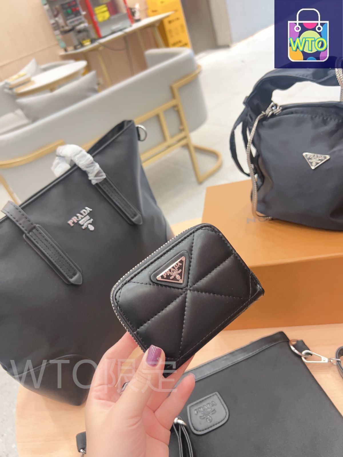 本日特価] TOP New 2025 高品質3点セット - Prada 2点セット +