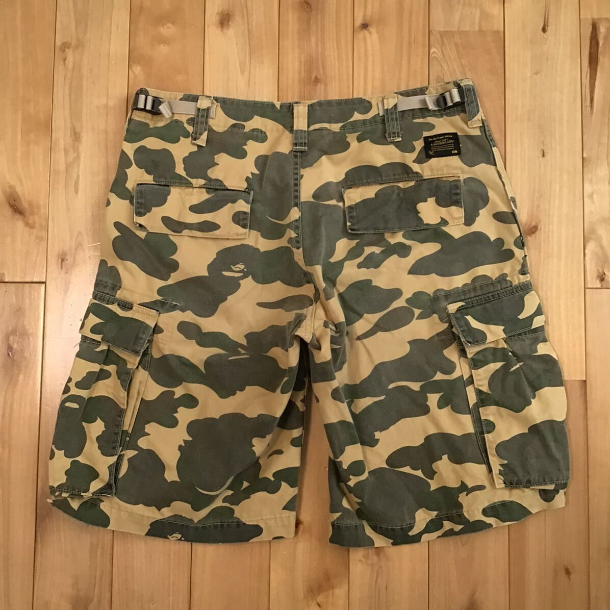 1st camo yellow カーゴ ハーフパンツ Sサイズ a bathing ape BAPE shorts エイプ ベイプ アベイシングエイプ 迷彩 ショーツ NIGO