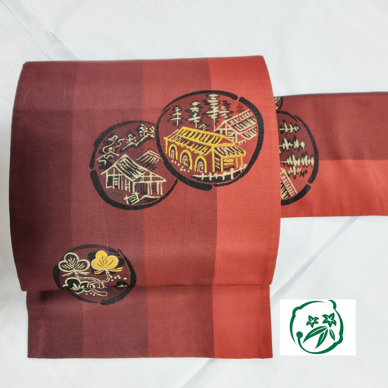 開き名古屋帯 赤 風景画刺繍 - メルカリ