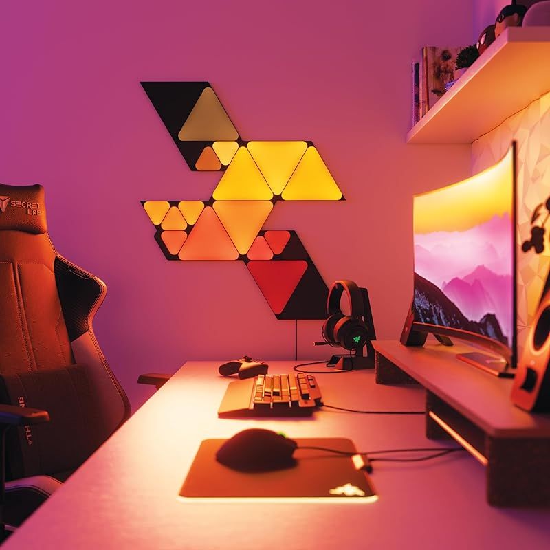 Nanoleaf(ナノリーフ) Shapes Black Mini Triangle(シェイプス ブラックミニトライアングル) 拡張パック 10枚入り  簡単取付 1680万色 RGBCWマルチカラー スマートライト ゲーミングライトパネル インテリア NL48 - メルカリ