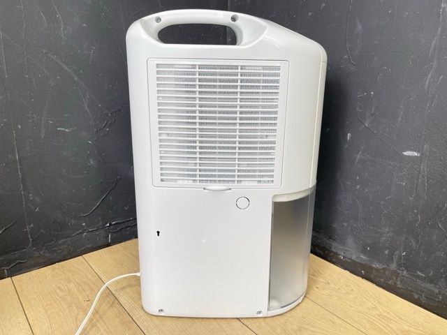 コロナ 除湿機 【中古】 CORONA CD-P63A2 2024年製 衣類乾燥 部屋干し