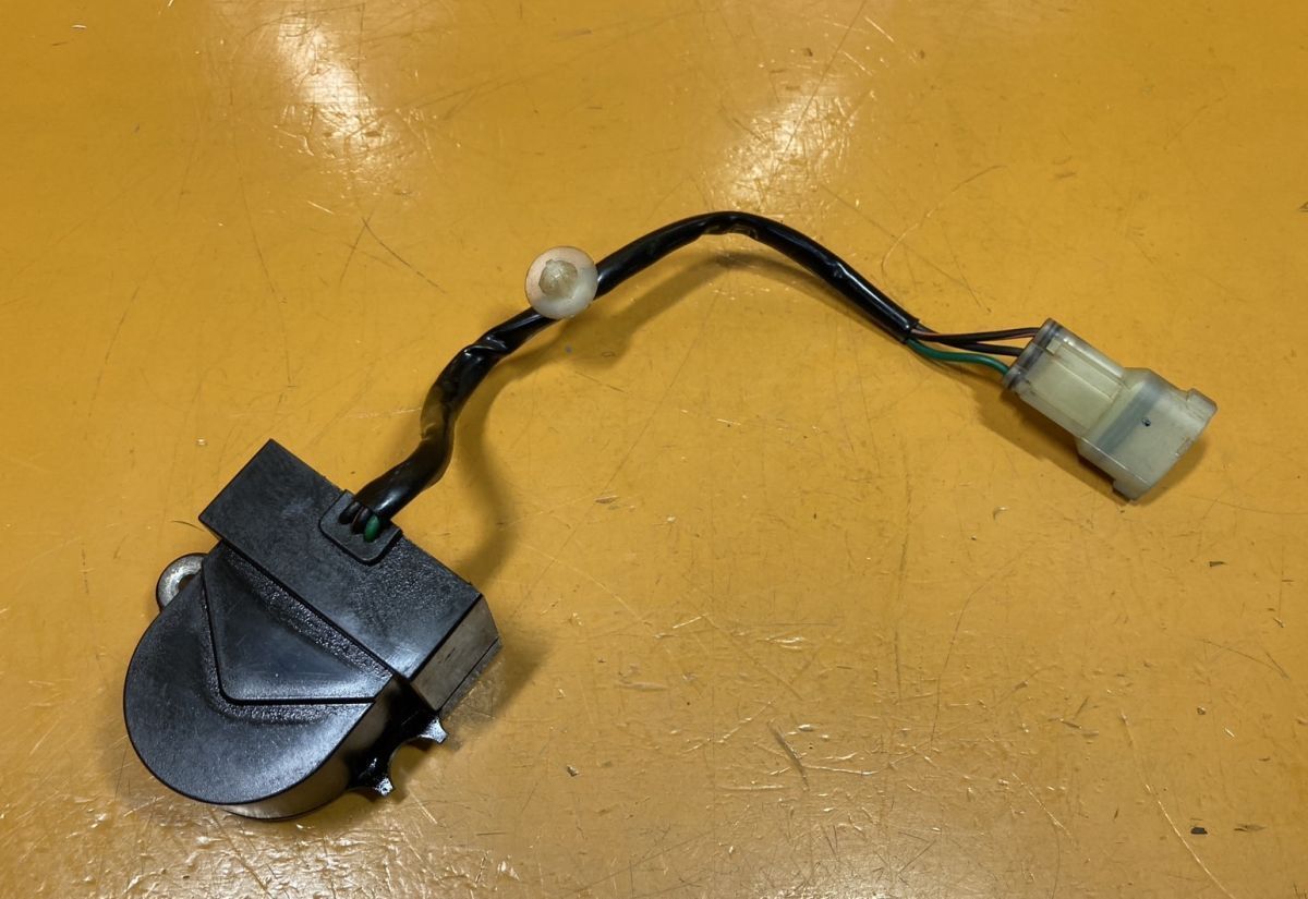 ☆【送料無料】[SA 52747]ホンダ フォルツァZ 前期 MF08-102 バンク