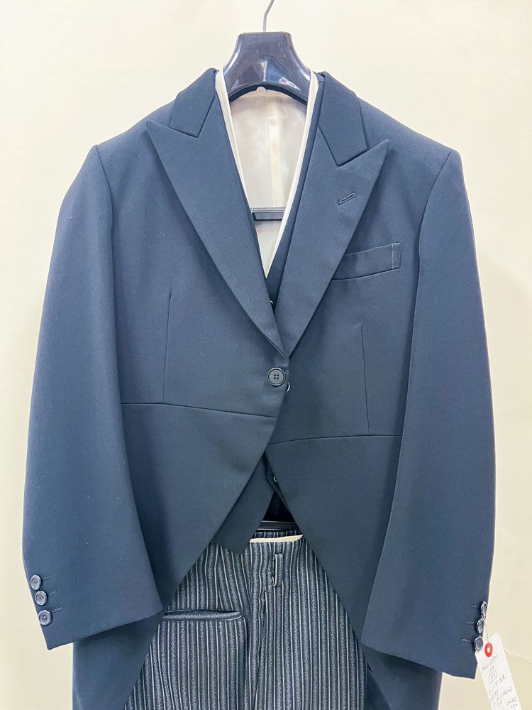 メンズ モーニングスーツ 3点セット A3サイズ ウエスト約79cm 結婚式 撮影衣装 MensSuits130