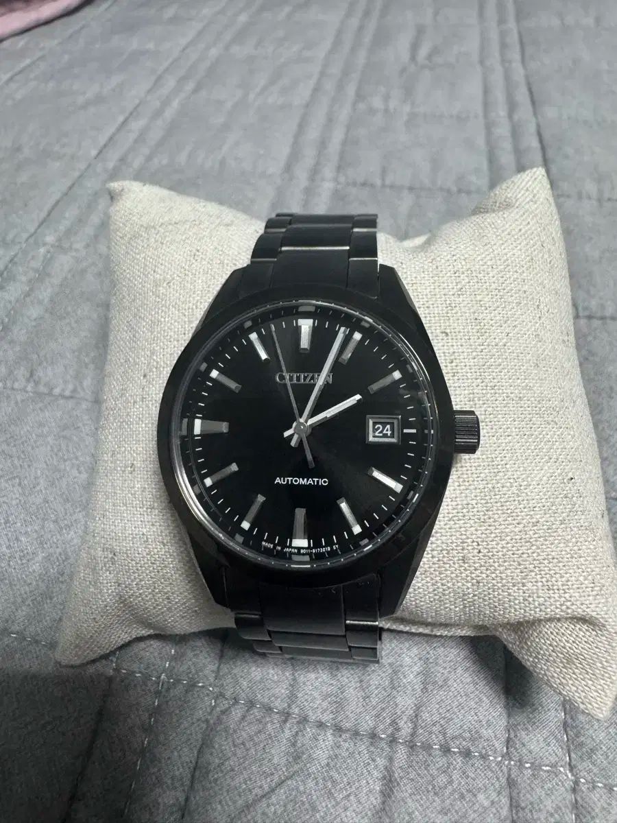 CITIZEN シチズン nb1054 nb1050 オールブラックモデル 時計