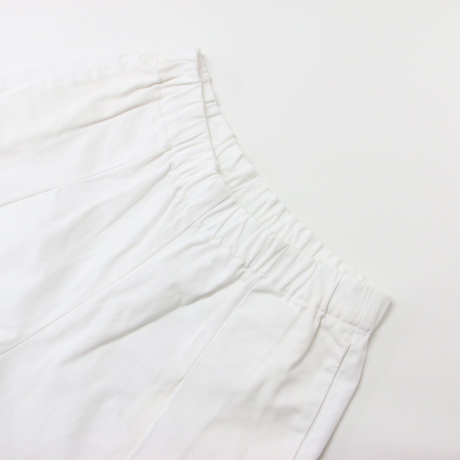 ミズイロインド　タックチノパンツ　ホワイト　サイズ2 美品 mizuiro ind ミズイロインド パンツ ホワイト 白 サイズ:2