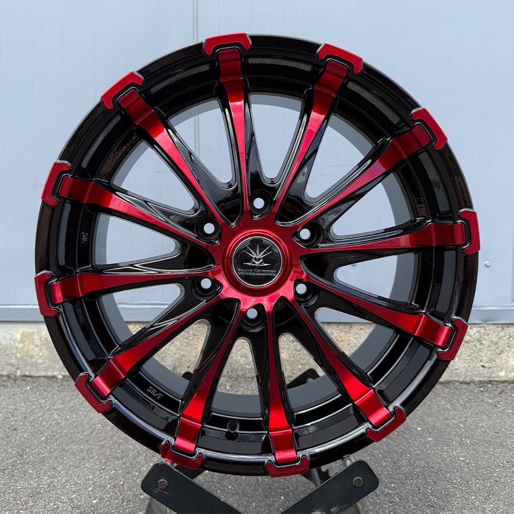 在庫限りの ホイールのみ 4本セット 200系ハイエース レジアスエース Bounty Collection BD12 18x7.5 38 139.7-6H 18インチ 1台分