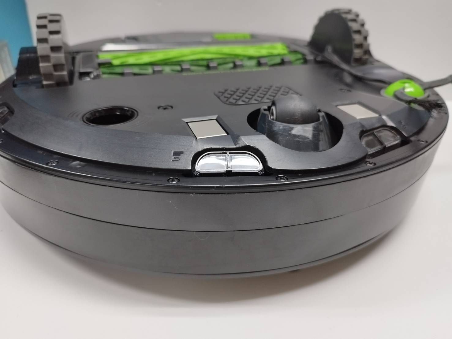 iRobot Roomba i7シリーズ RVB-Y1 ロボット ジャンク品 iRobot Roomba i7シリーズ RVB-Y1 ロボット ジャンク品