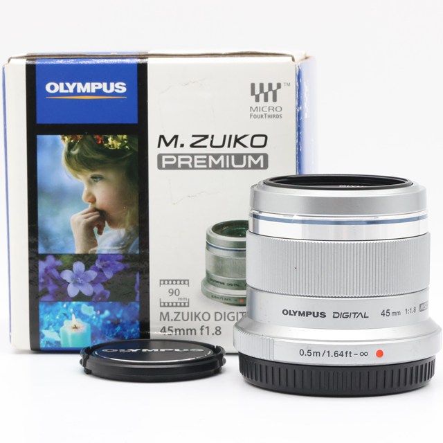 並品 OLYMPUS M.ZUIKO DIGITAL 45mm F1.8 シルバー｜F1.8中望遠単焦点｜外装スレあり実用品｜レンズ内クリア｜嬉しい元 き