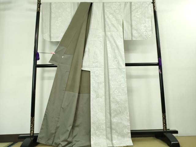 平和屋本店□極上 中国三大刺繍 スワトウ刺繍 総刺繍 本場大島紬 白  