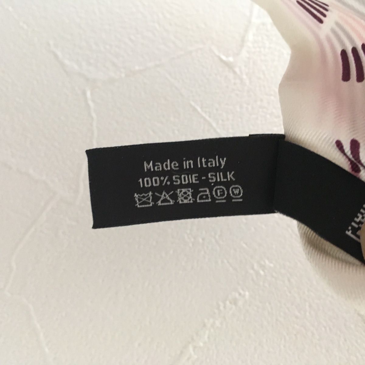 CHANEL(シャネル) スカーフ美品 - AA9368 白×パープル×マルチ リボン ...