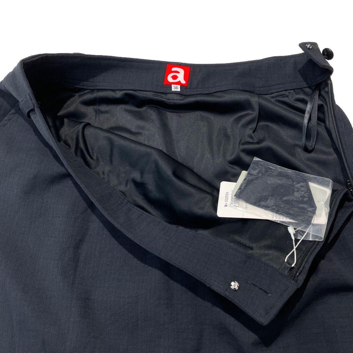 未使用品 レディース アルチビオ archivio スカート 36(S) 濃紺