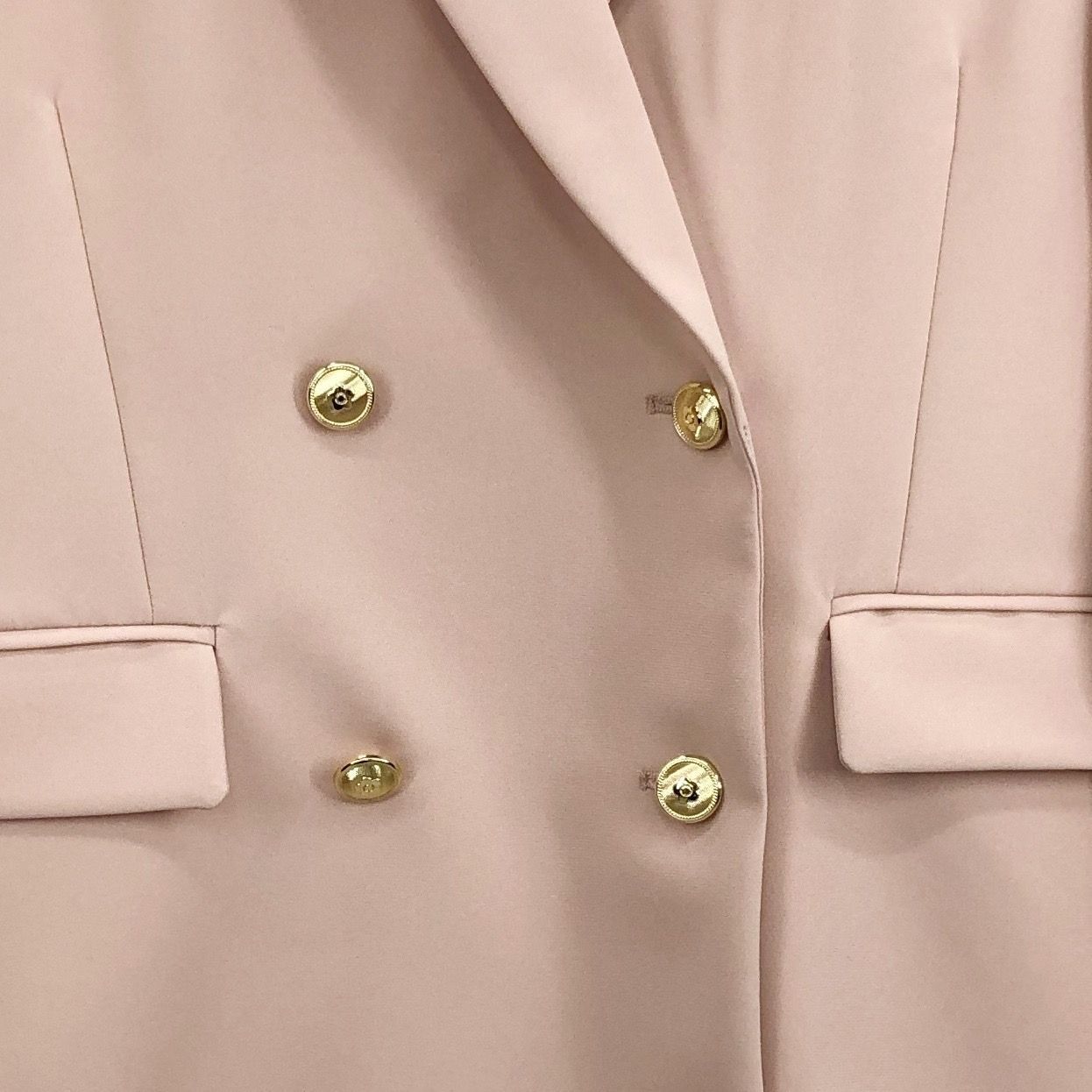 【美品】マリークワント　デイジーボタンジャケット　ダブル　ブレザー金ボタン　38 美品 MARY QUANT マリークワント メタル デイジー ボタン ダブル
