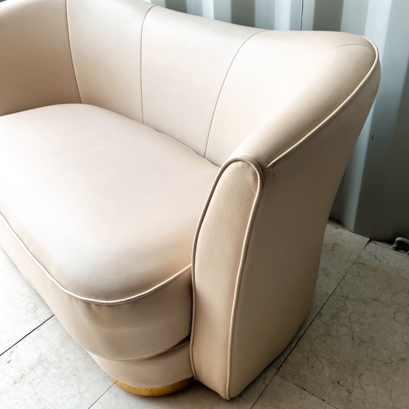 取付無料！フランフラン アンクレットソファ ベージュ 合皮ラブソファ✨