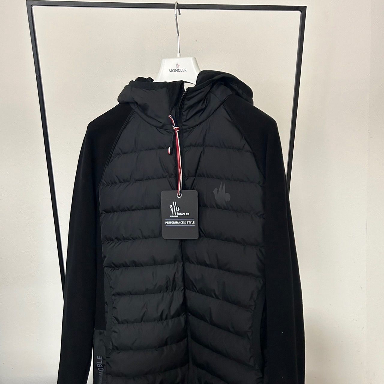 やまびこ様MONCLER モンクレール　グルノーブル　ハイブリッドダウン　黒　S MONCLER GRENOBLE モンクレール グルノーブル ダウンコート ROCHELAIR