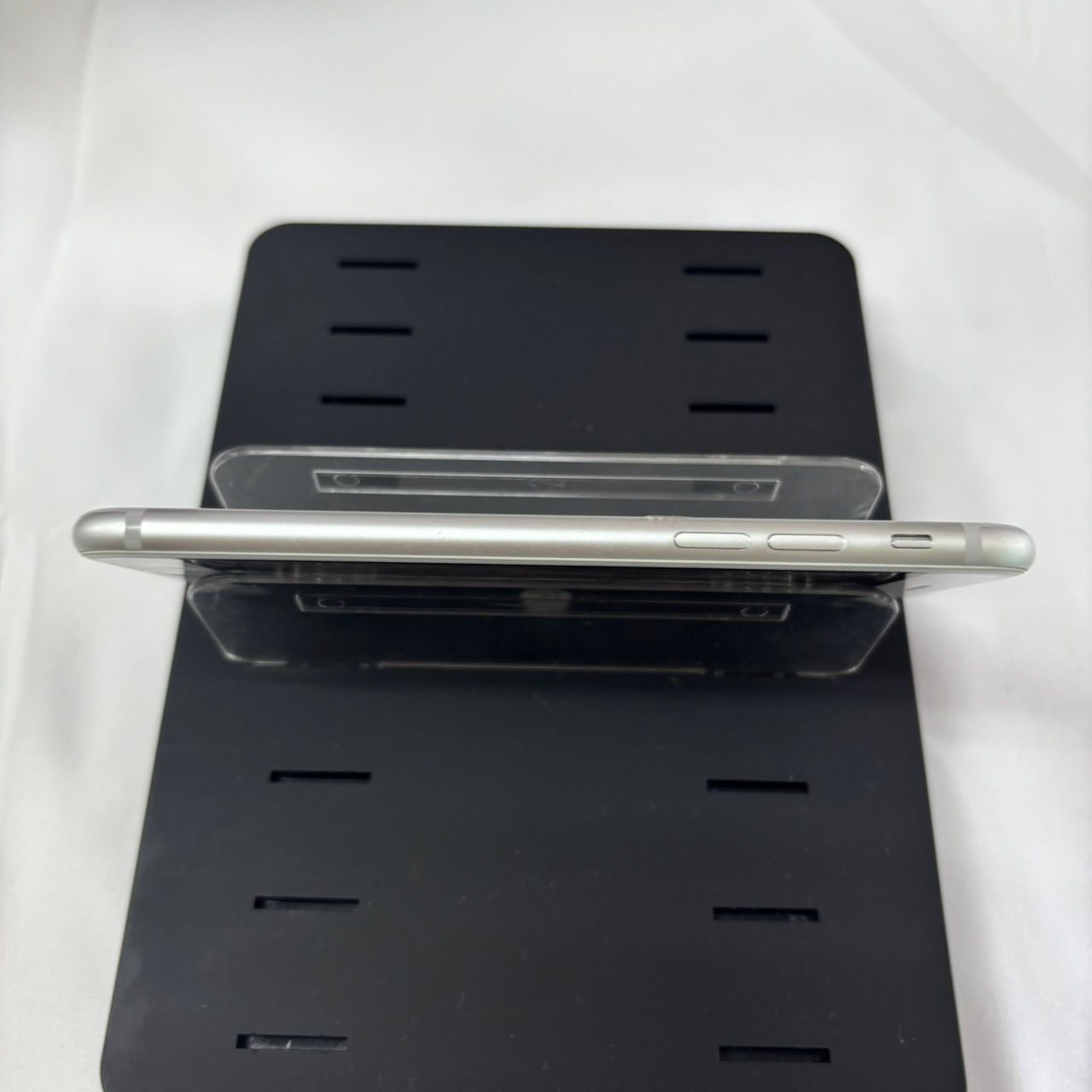 Apple iPhone 7 シルバー simフリー ジャンク 57 - メルカリ