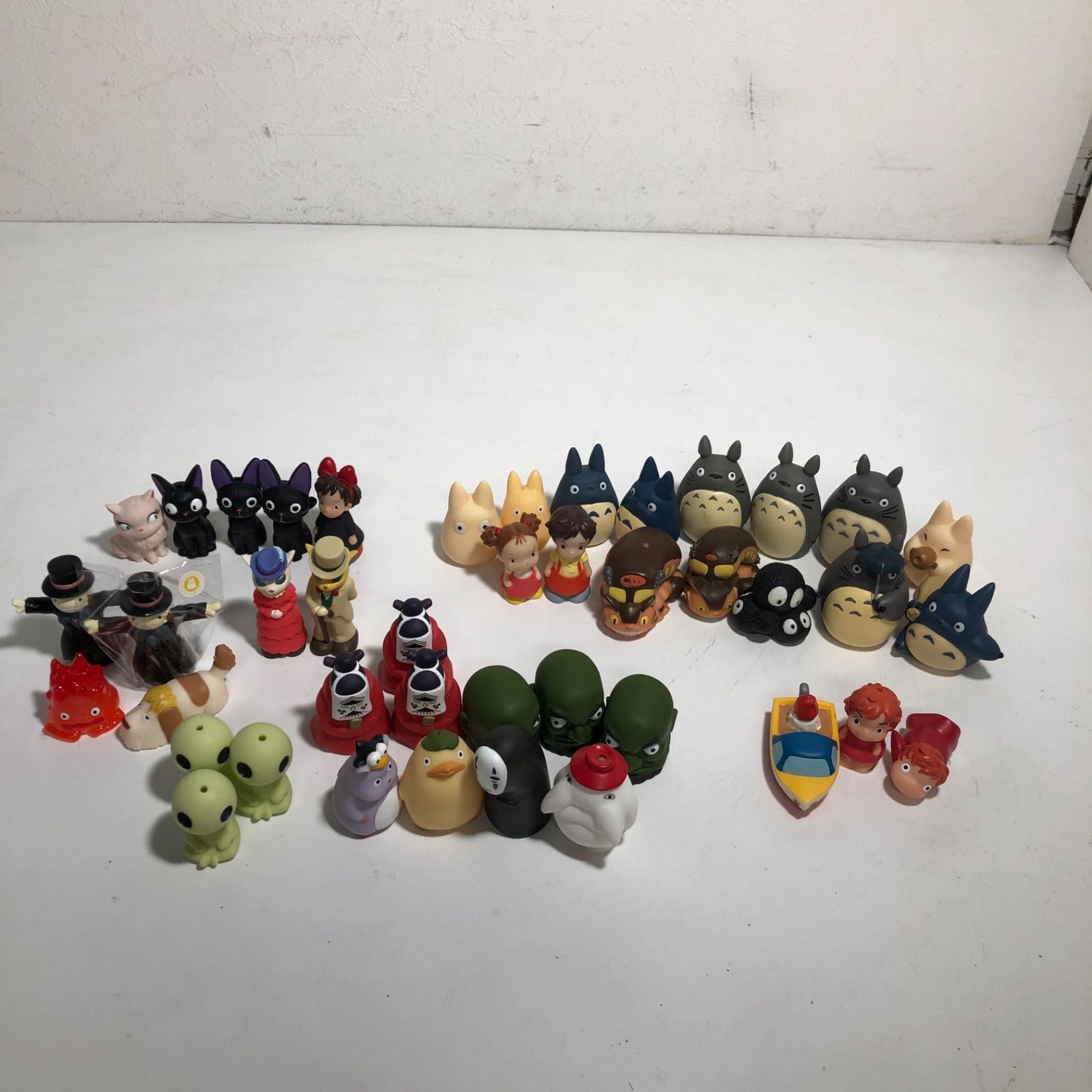 ☆ジブリ ソフビ 指人形 42点 まとめ売り となりのトトロ、千と千尋の