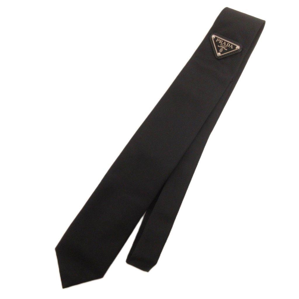 プラダ PRADA ネクタイ ナロータイ 三角プレート 黒 ブラック 小物