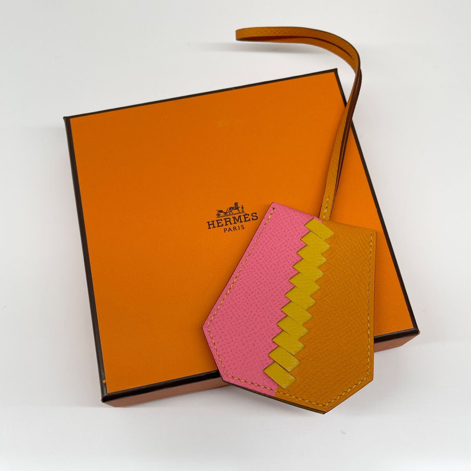 新品】【未使用品】HERMES エルメス クロシェット クレ トレサージュ 新品】【未使用品】HERMES エルメス クロシェット クレ トレサージュ