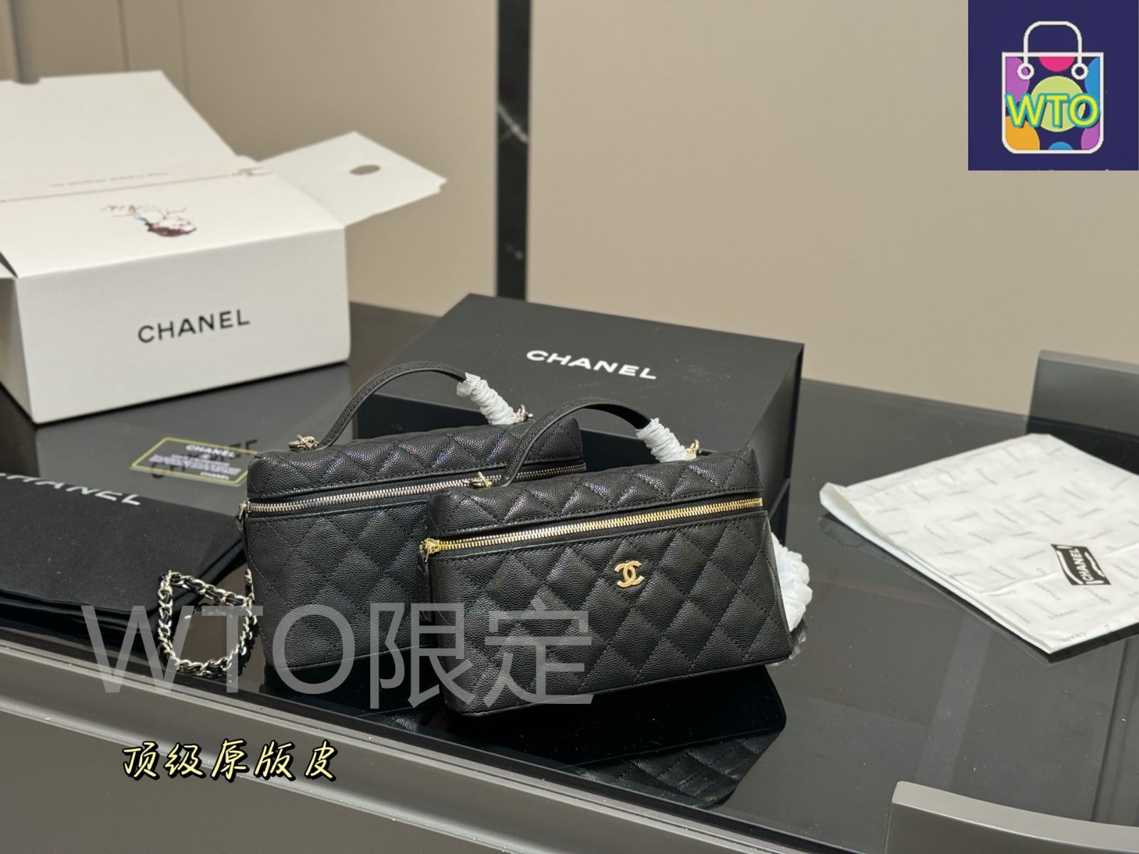 ガーリーで大人可愛い♡CHANEL Hobo ショルダーバッグ 小脇に抱えられる形が便利 CHANEL スモールホーボーバッグ