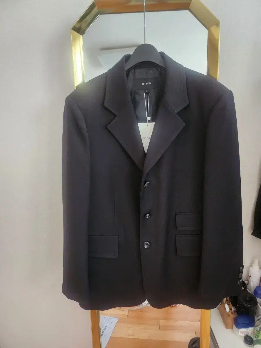 とてもかわいい on-on オンアンドオン テーラード ジャケット タグそのまま ♥品