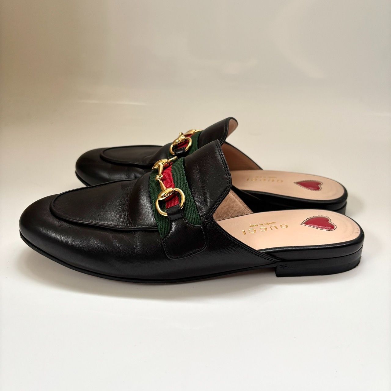 人気のファッションブランド！ 箱付属品付き 美品 GUCCI シェリー ホースビット プリンスタウン 靴