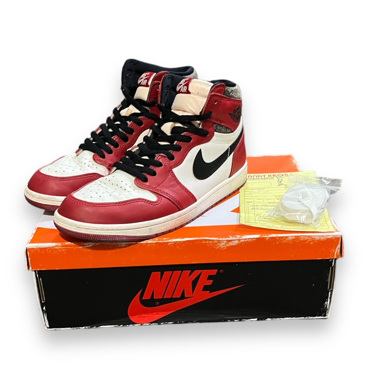 【極美品】Air Jordan 1 Retro High OG シカゴ27cm 極美品】￼エア ジョーダン 1 レトロ ハイ シカゴ 27 楽天市場】NIKE