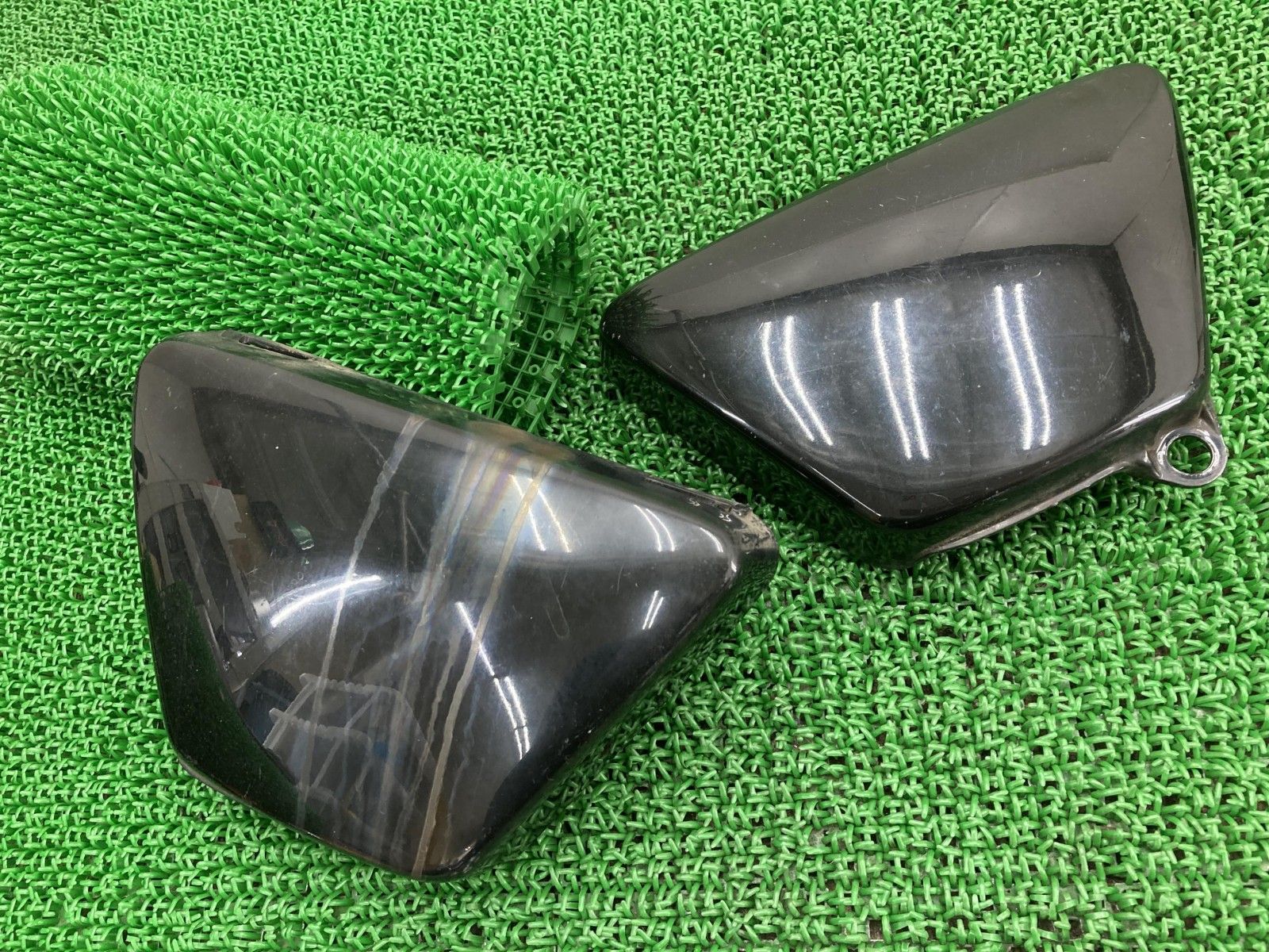 SR400 サイドカバー 左右 黒 ヤマハ 純正 バイク 部品 1JR RH01J 