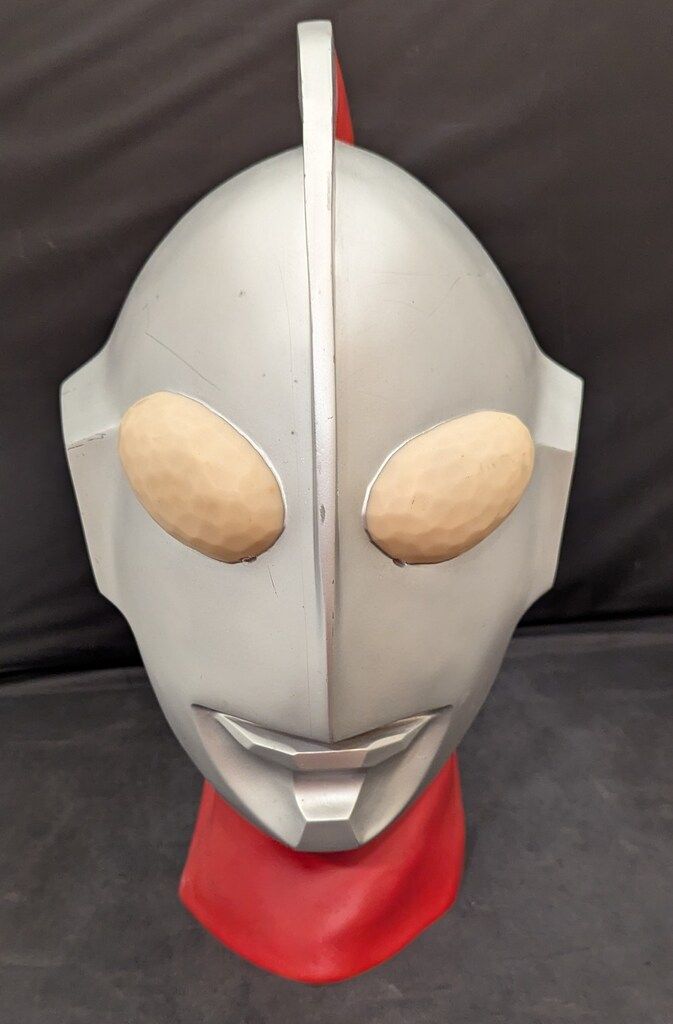 ウェーブ 1/1 スケール ウルトラマン Cタイプ レプリカマスク アトラク ウルトラマン Cタイプ 1/1スケール ヒーローコレクション