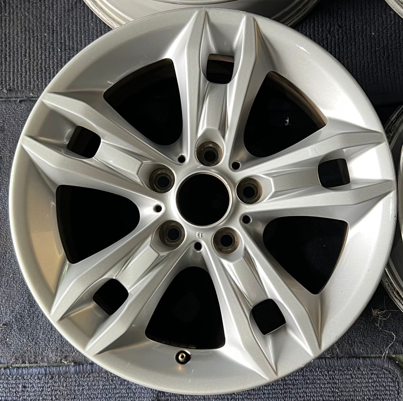  X1 E84 純正アルミホイール17インチ7.5J+34 PCD120 ☆送料無料☆BMW X1 (E84) 純正 17インチ ホイール4本 7.5J 34 PCD120