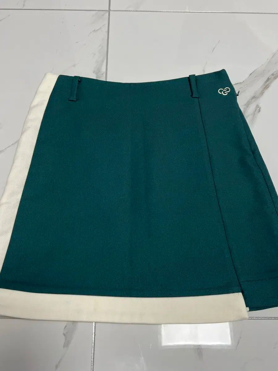 マックケイソン グリーン ゴルフ スカート