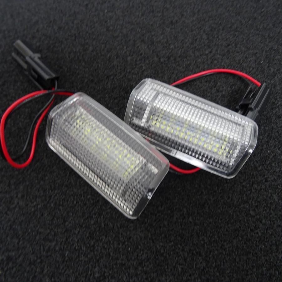 激白光♪二色発光♪交換式♪ LED ドア カーテシ ランプ ウェルカムライト アイシス 10系 ANM15G ZNM10W ANM10G ZNM10G  ANM15W ZGM11G 030410