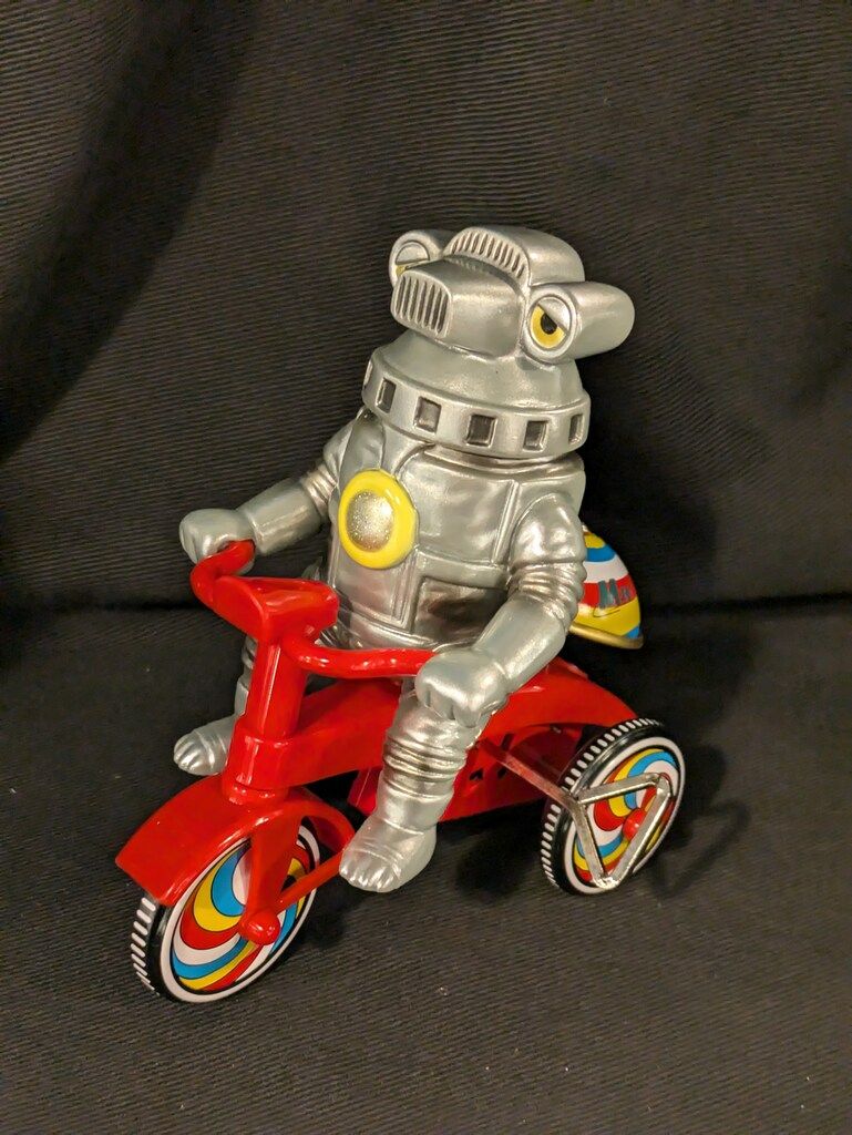 M1号 セブンガー 三輪車/フィギュア M1号 セブンガー 三輪車 ソフビ ブルマァク マルサン ウルトラマン ゴジラ m1号 セブンガー 三輪車 超レア ウルトラマン