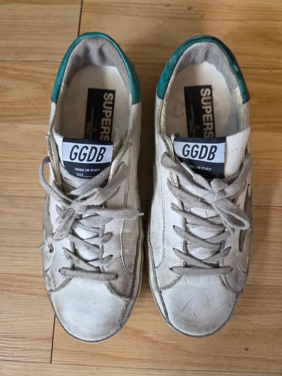 GOLDEN GOOSE ゴールデングース スニーカー 250