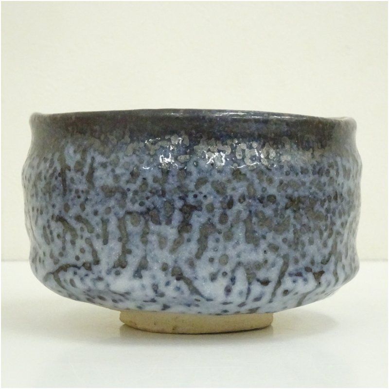 Ｔ５２５　茶碗　『紫志野　茶碗』『水野守山 作』　共箱　抹茶碗　茶道具 水野守山造 青志野茶碗（共箱） 茶道 抹茶 おしゃれ 抹茶茶碗
