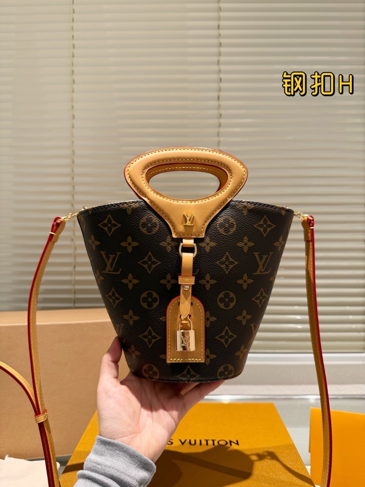 上品でエレガント♪【LOUIS VUITTON】リヴァージュ BB 今日特価】Louis Vuitton Rivage BB Bag ルイ・ヴィトン