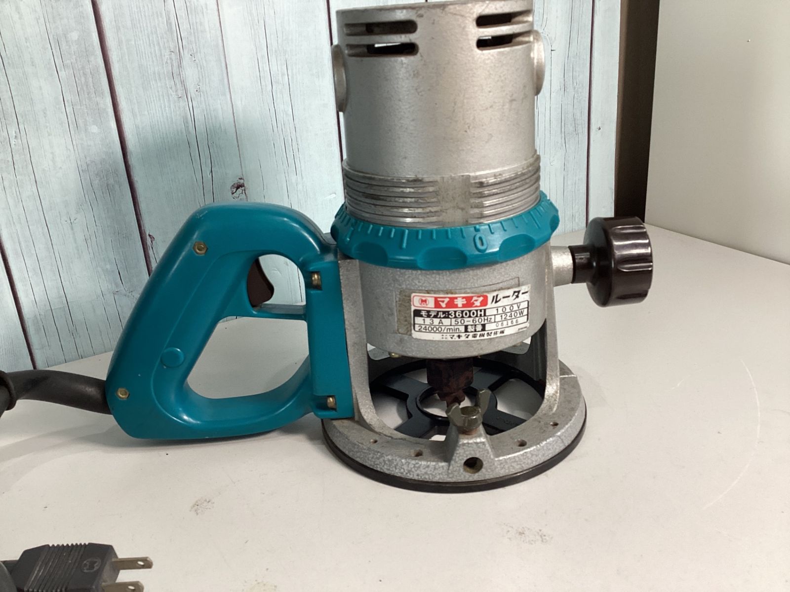 マキタヘッジトリマーMUH3652 400ミリ。 生垣バリカン・ヘッジトリマ用