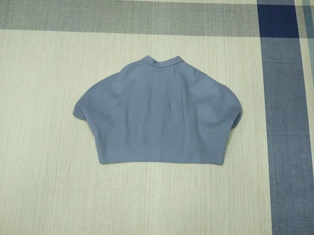 85 アルマーニ コレツィオーニ ウール カシミア ポンチョ ショートジャケット