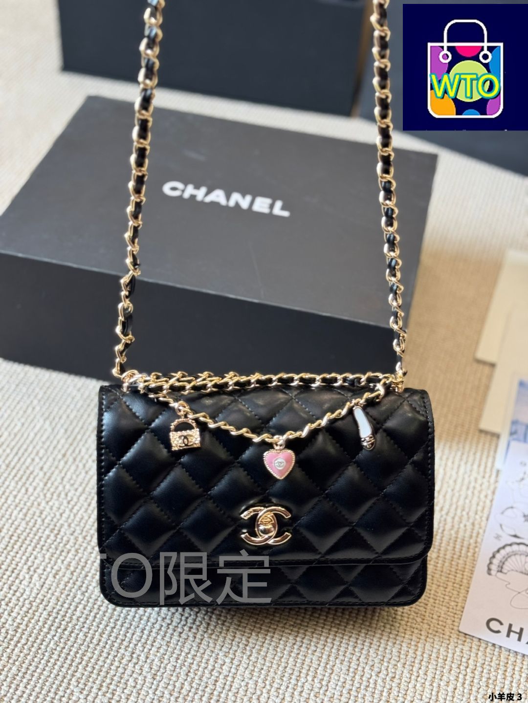 今日特価】CHANEL 25P ハートペンダント付き WOC チェーンバッグ