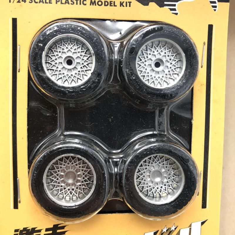 中古】ﾏﾙｲ 1/24 激走ｷｬﾉﾝﾎﾞｰﾙ ﾗﾝﾎﾞﾙｷﾞｰﾆ ｲｵﾀ 未組立品 ﾓｰﾀｰﾗｲｽﾞ