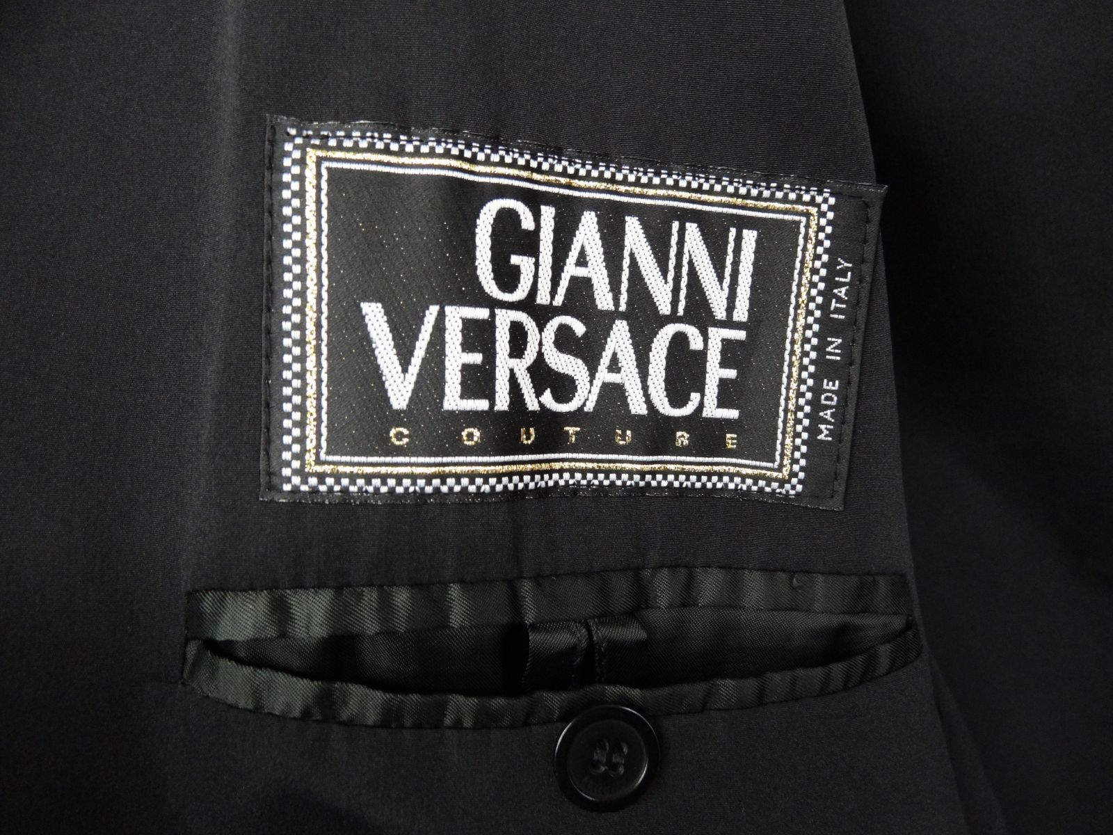 GIANNI VERSACE COUTURE ロングコート 黒コート Made in Italy ジャンニ ヴェルサーチ イタリア製 裏地メデューサ 秋 ブラック コレクターズ ヴィンテージ ミニマリスト