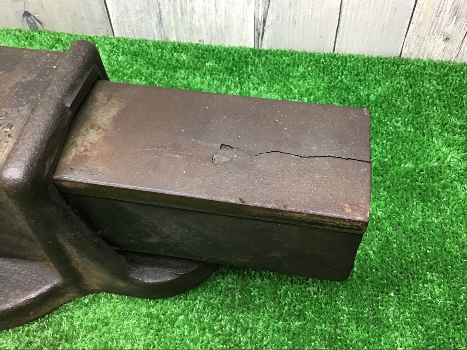 Cランク コクホ 150mmバイス クラックアリ 締付けネジの曲がりアリ アクトツール富山店 窓福